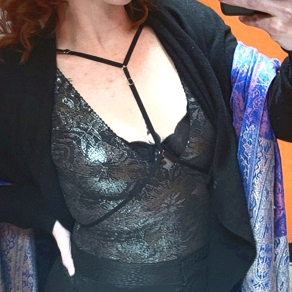 Victoria's Secret XS Strappy Lace Bodysuit Teddy Black Metallic Palm - Picture 1 of 9